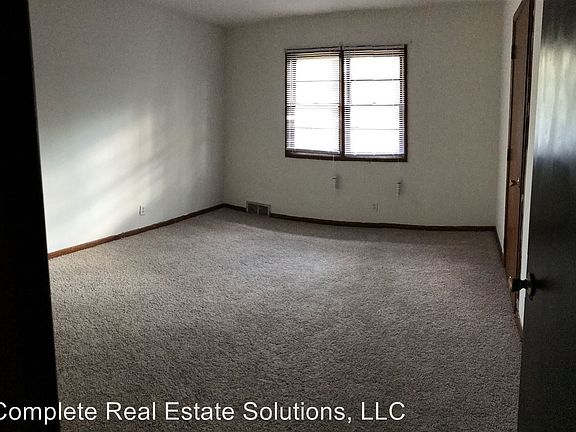 4th image of 2706 S Illinois St
