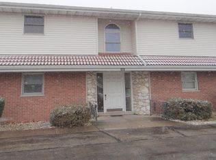 101 Sean Dr, Morris, IL 60450