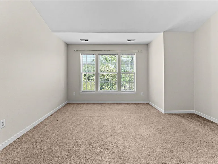 7813 Villa Pl — Photo 29