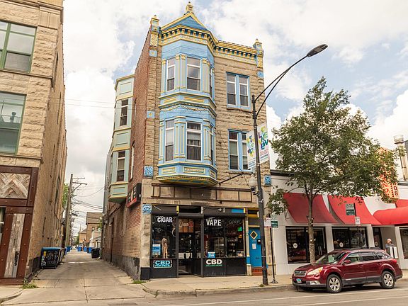 2nd image of 1044 W Belmont Ave Unit 2