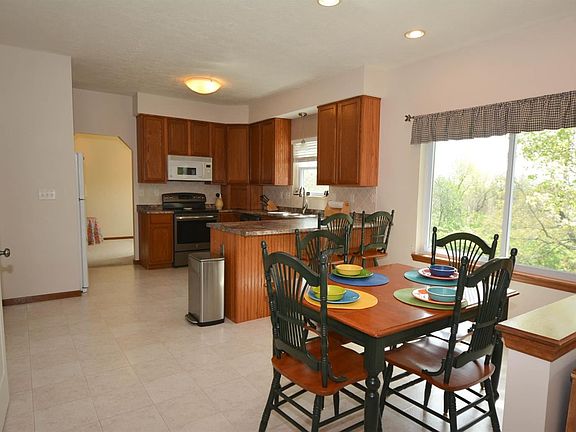 4th image of 6491 Kingsley Ct