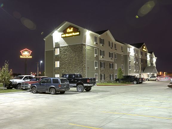 2nd image of 5650 Emerald Ct
