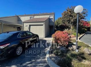 27 Oak Brook Pl, Pleasant Hill, CA 94523