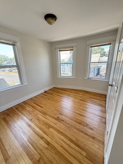 1 bed, 650 sqft, $1,700 — Photo 4