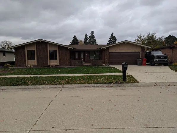 16186 Raygaert Dr, Clinton Township, MI 48038