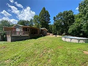 2nd image of 390 Haddock Dr