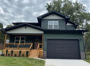 542 Lullwater Rd, Chattanooga, TN 37405