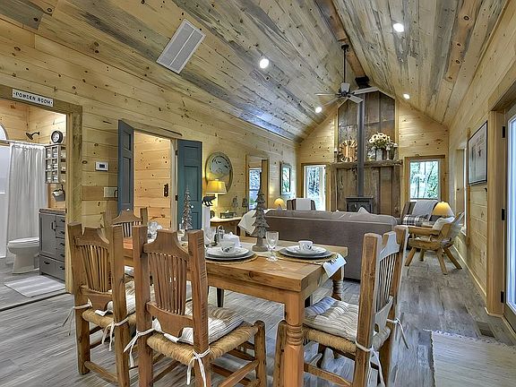 2nd image of 184 Rockhouse Rd