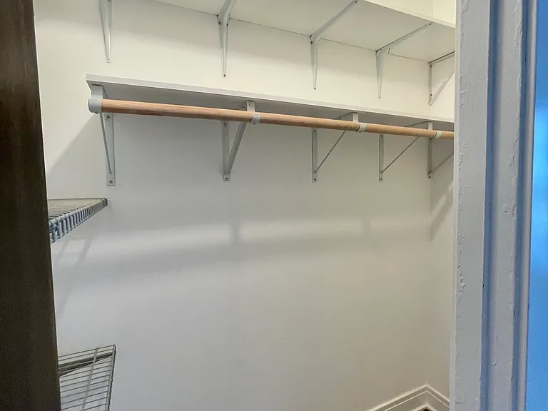 1411 W Greenleaf Ave #2E — Photo 10
