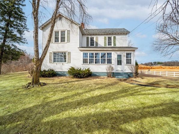 1410 Prairie Lane, Eau Claire, WI 54703