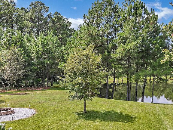 4th image of 3024 Paddle Creek Dr