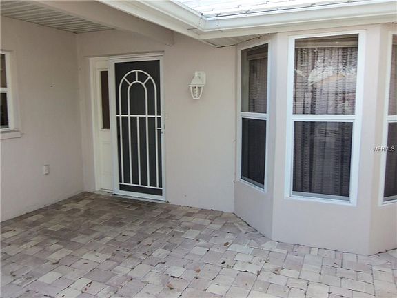4th image of 741 Brightside Crescent Dr #28