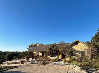 306 Charles Rd, Kerrville, TX 78028