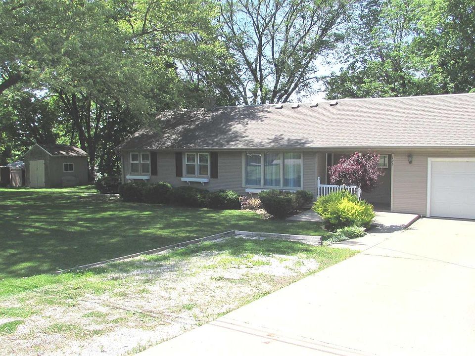 1st image of 125 E Autumn Ln