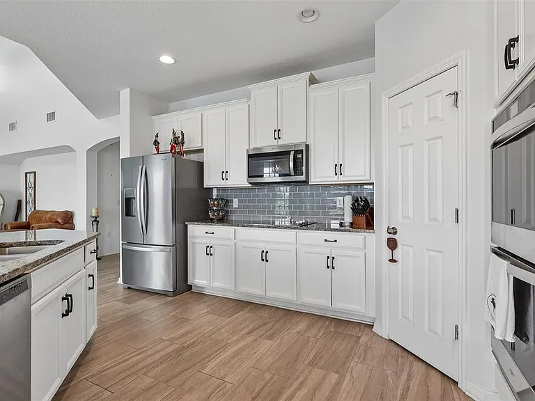 343 Blue Cypress Dr — Photo 17