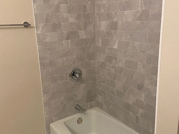 5th image of 1747 N Cleveland Ave APT 1F