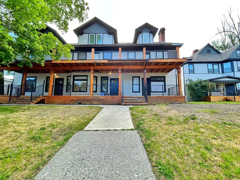 621 S Adams St — Photo 1