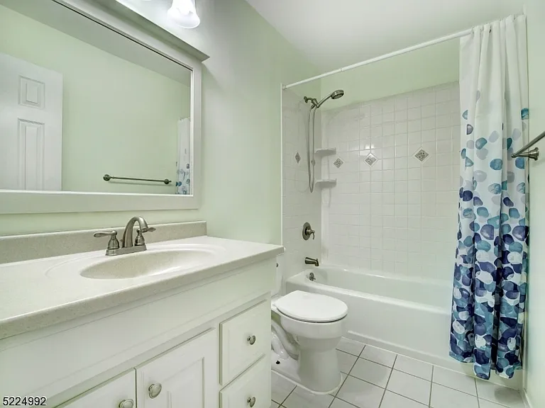402 Marten Rd — Photo 16