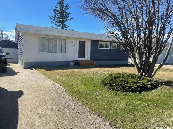 525 6th STREET NE, Wadena, SK S0A 4J0