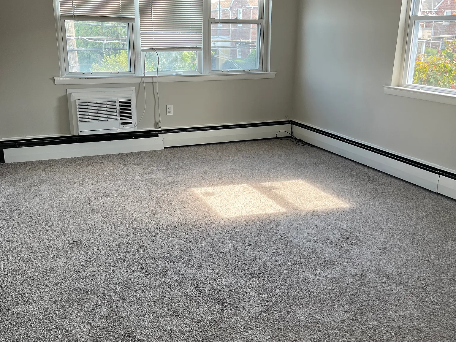 1 bed, 750 sqft, $1,150 — Photo 4