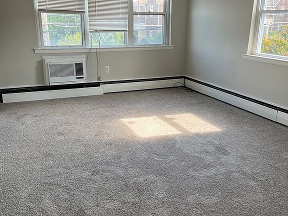 4th image of 7428 Loretto Ave #2