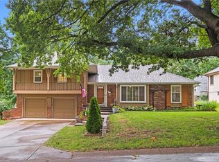 41 E 107th St, Kansas City, MO 64114