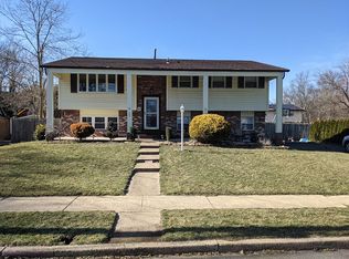 25 California Dr, Jackson, NJ 08527