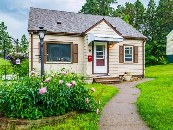 552 Park St, Duluth, MN 55803