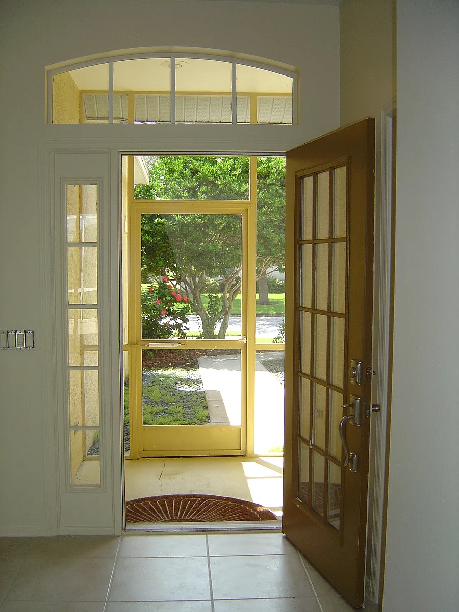Building Photo - 6237 Weymouth Dr