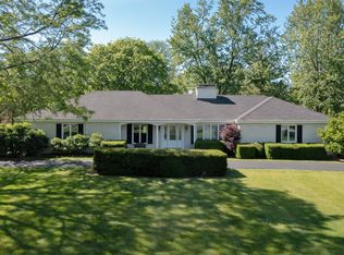 1812 Prestwick Dr, Inverness, IL 60067