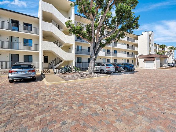4th image of 979 E Gulf Dr #D452