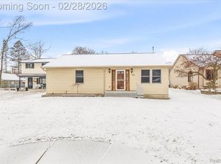 795 N Parent St, Westland, MI 48185