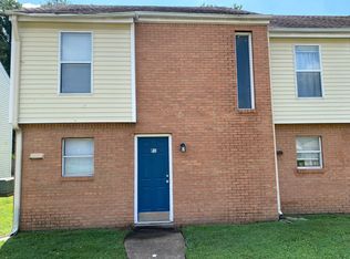 884 Old Hickory Blvd #D1, Jackson, TN 38305