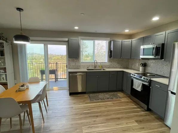 (undisclosed Address), Redding, CA 96001