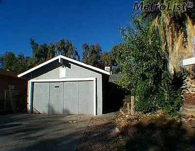 5832 Mascot Ave photo 1