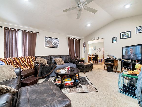 3rd image of 10124 Asbury Ln