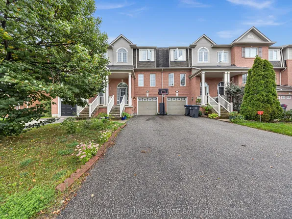 39 Decker Hollow Cir, Brampton, ON L6X 0K9