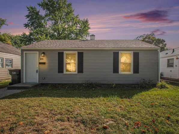1622 E Bowman St, South Bend, IN 46613