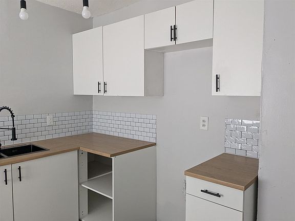 4th image of 2027 S 5th St #2