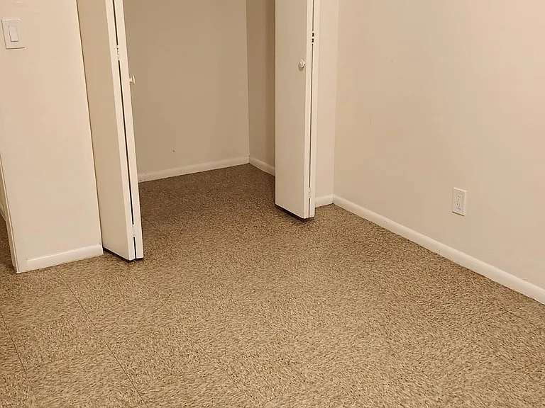 509 E Vogel Ave #3 — Photo 8