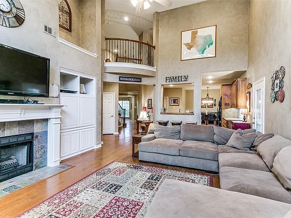 3rd image of 1309 Ashmore Dr