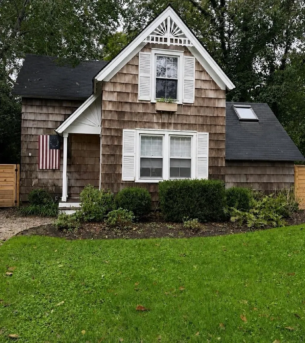 Charming 3BR Bridgehampton Rental Home with Pool, Steps from Town — Photo 1