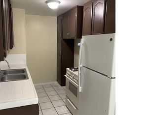 10111 State St #E, Lynwood, CA 90262