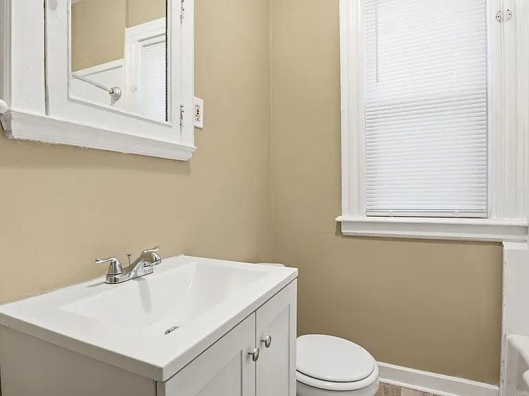 461 Goodman St S #1 — Photo 9