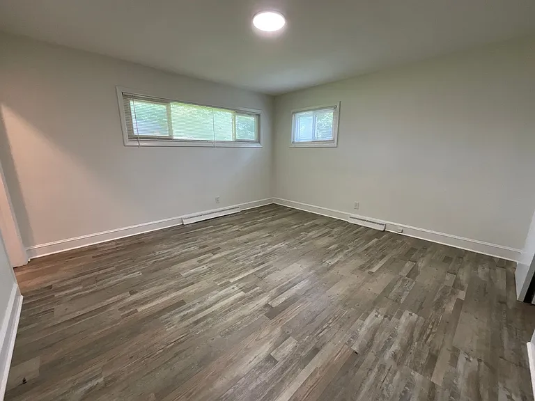 4026 Sedgewood Ln — Photo 17