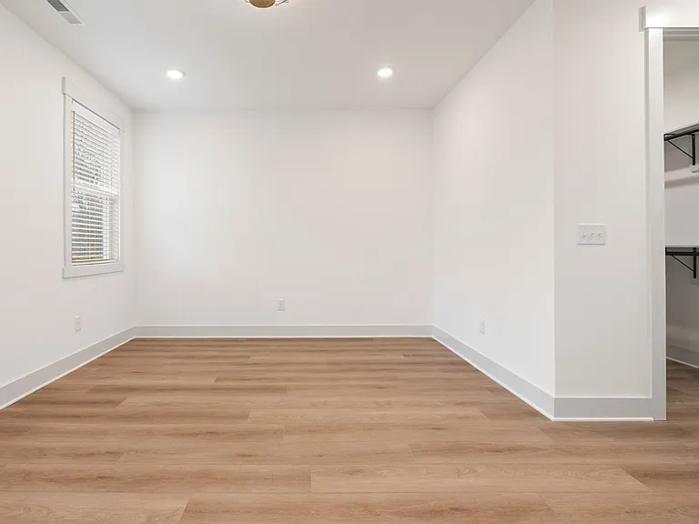 1008 Grant St — Photo 19