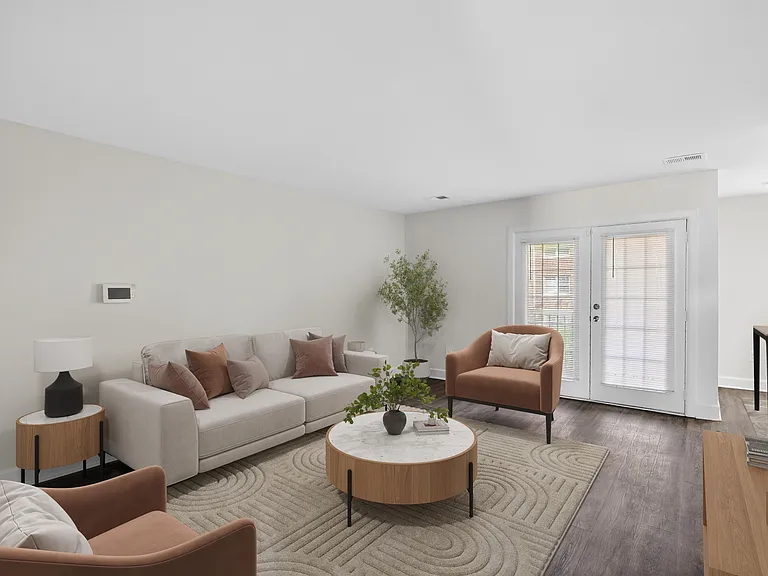 Tuscany Gardens Apartments — Photo 35
