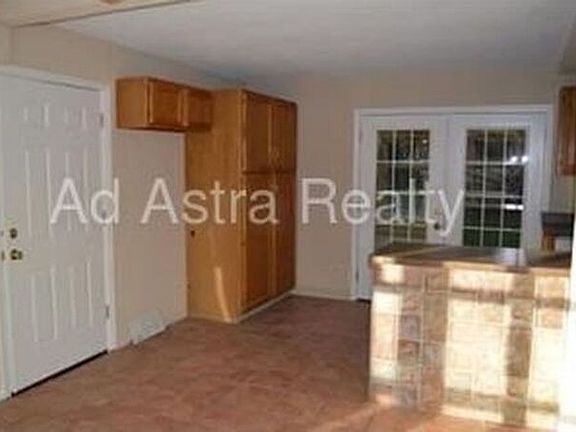 5th image of 9712 Brooklane St