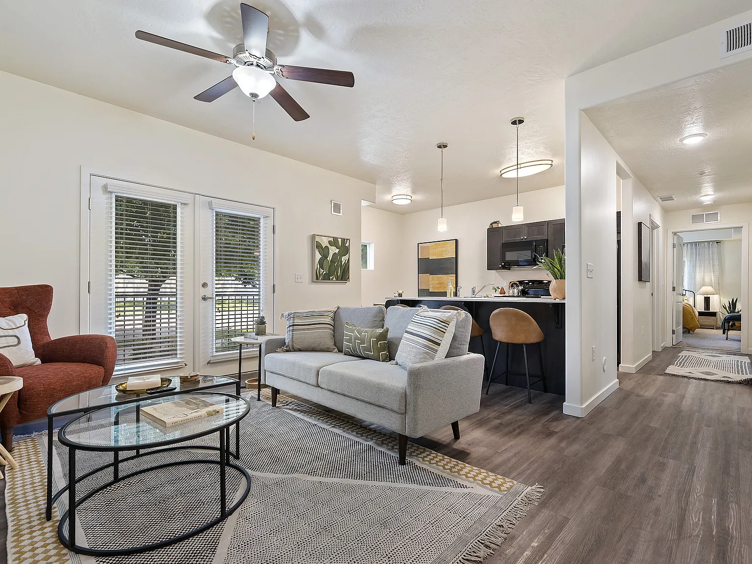 Pennwood Apartments — Photo 2