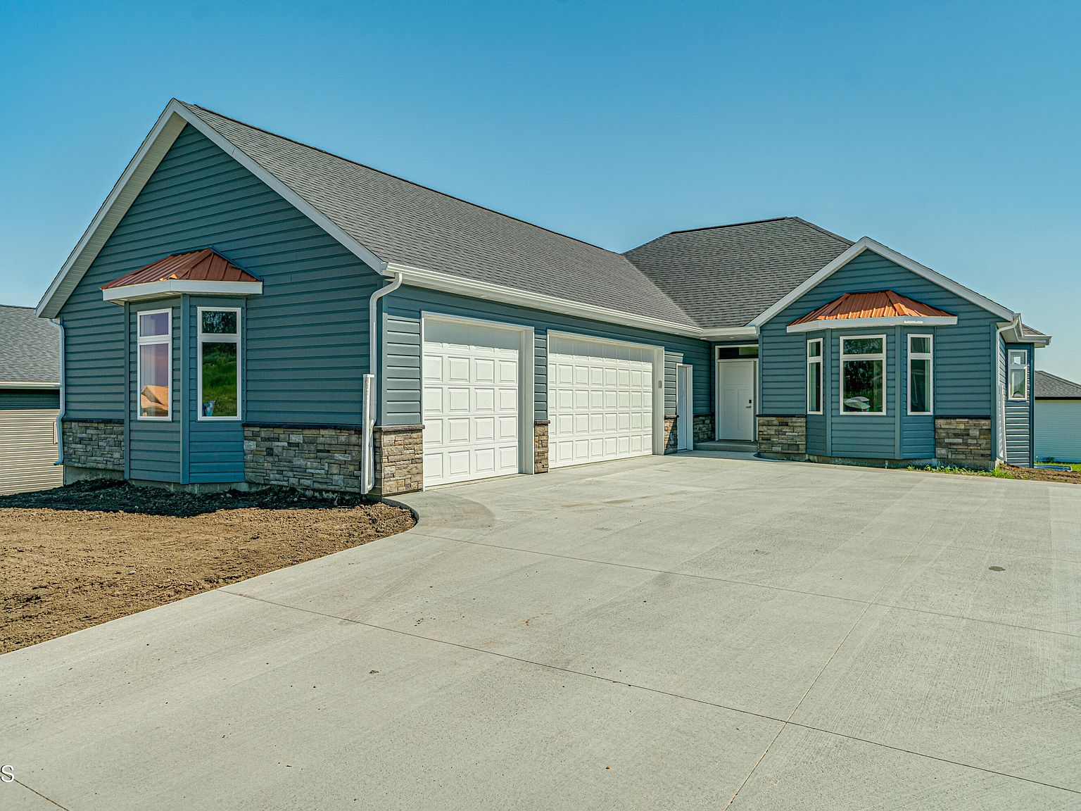 5301 Cobalt Dr, Bismarck, ND 58503 Zillow